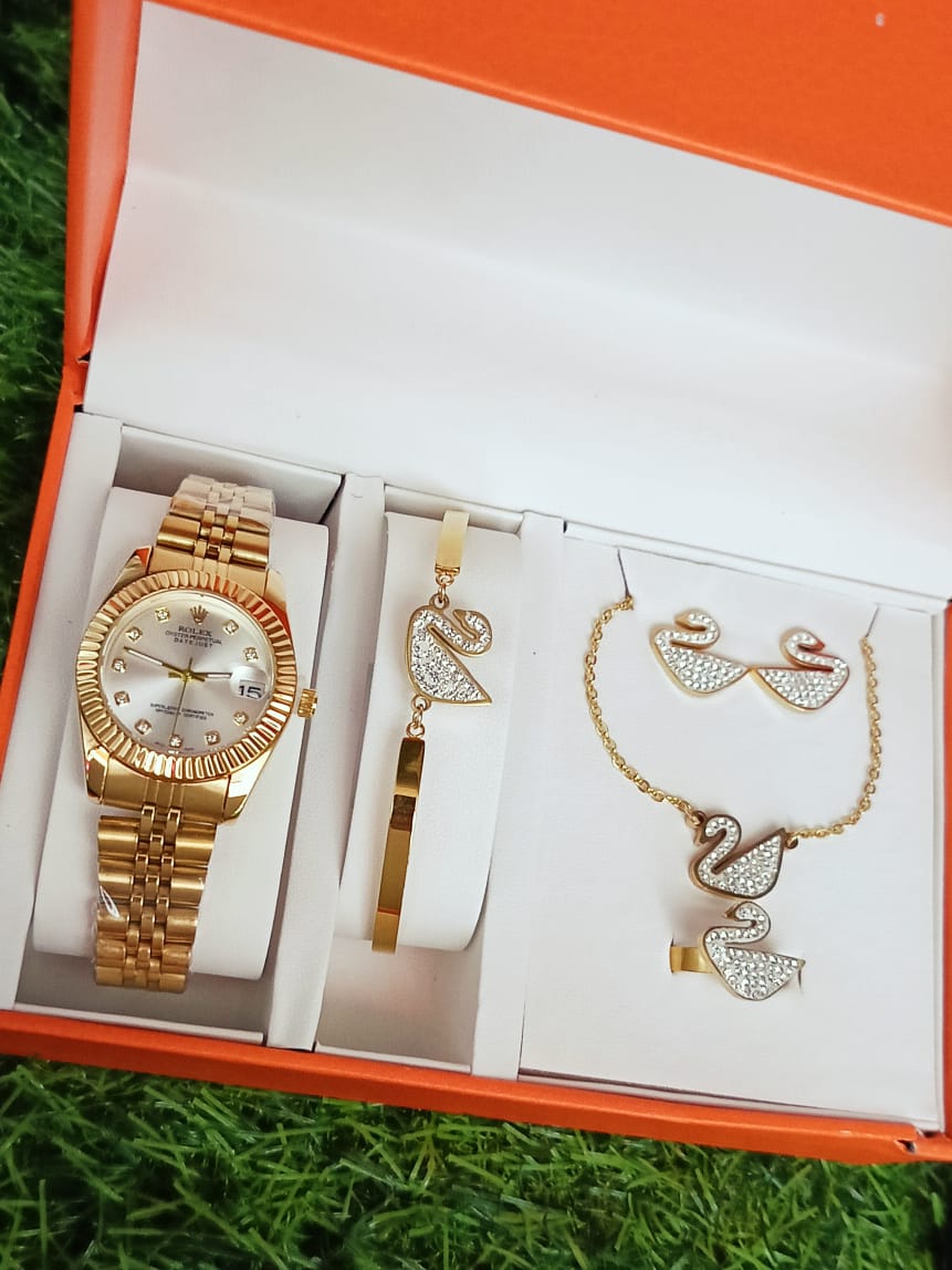 Crystal Hour Women’s Watch – Elegant, Stylish & Timeless Design